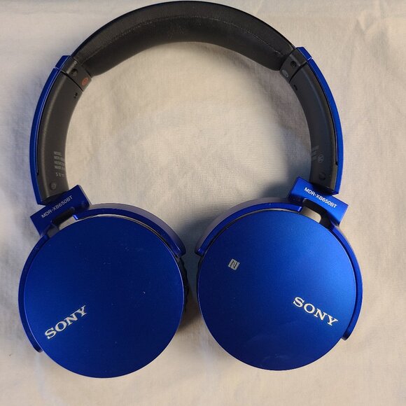 Sony Other - Sony Wireless Head Phones-Blue